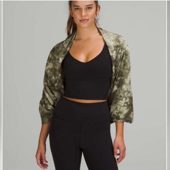 NWT Lululemon Customizable Snap Scarf - Picture 5 of 15